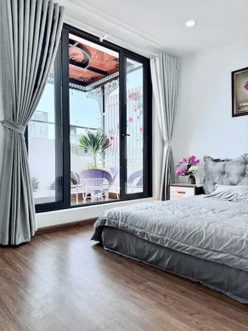 BÁN NHÀ CHÙA BỘC, 58m² 7 TẦNG THANG MÁY, 30M RA PHỐ  18 TỶ