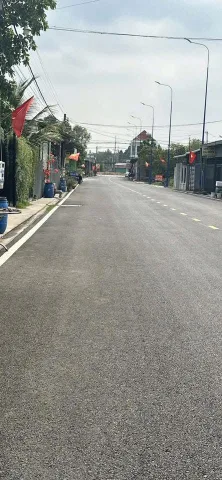 Đất Minh Hưng , Chơn Thành ,DN 
 5,2x46 ,Tdt 239m 60 ODT
1tỷ2xx, có hỗ trợ Bank