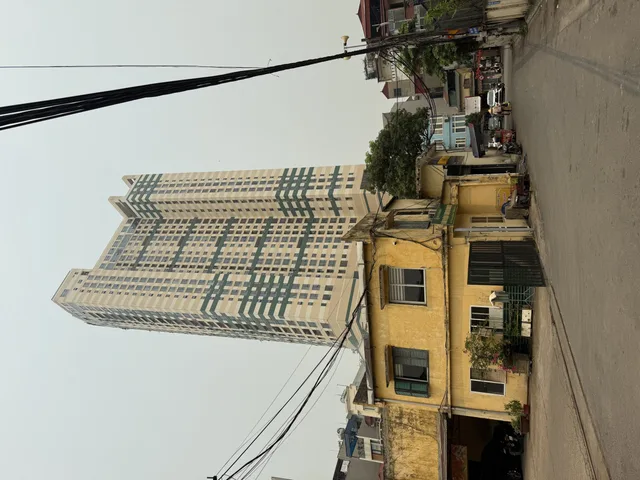 Bán nhà 55m² full thổ cư ngang 3.7m giá 19.9 tỷ tại Đường Ngọc Lâm Phường Bồ Đề