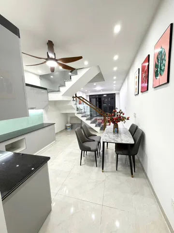 BÁN NHÀ LÔ GÓC ĐƯỜNG THIÊN LÔI - Ô TÔ VÀO NHÀ - GIÁ RẺ NHẤT KHU VỰC