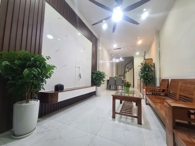 NHÀ MỚI Ở NGAY SÁT BÌA LÀNG ĐƯỜNG THÔNG Ô TÔ TRÁNH GẦN QL23 TRƯỜNG ĐHTC NGÂN HÀNG DÂN XÂY 4 TẦNG X44M Chỉ Hơn 3 Tỷ
