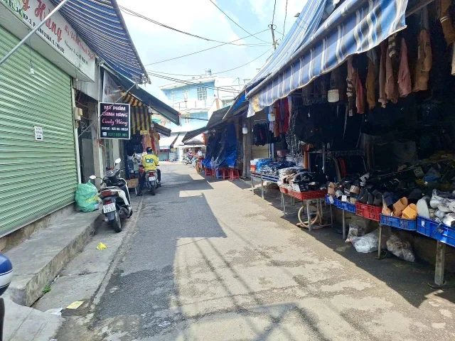 🚗 BÁN NHÀ 3 TẦNG - 68M2(4.2*16), HOÀN CÔNG, NHÀ TRỐNG - KHÔNG QH - NHÀ MẶT TIỀN ĐƯỜNG CHỢ, GẦN QL1K - HẺM XE HƠI - P LINH XUÂN, THỦ ĐỨC.(K)