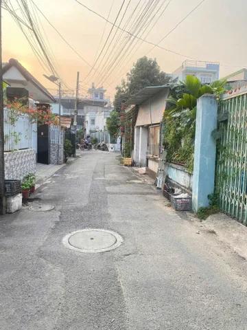 Bán nhà 320m² có sẵn 211m² thổ cư ngang 12m giá 8.6 tỷ tại Phường Phú Lợi