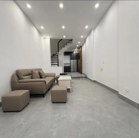 Ô Tô Đỗ Trong Nhà, Ô Tô Tránh- Kinh Doanh- Phố Tôn Đức Thắng- Đống Đa-Hàng Xóm Quan Chức Hoà Đồng- 2Thoáng- Full Nooi Thất-44M2-4T- Mt3,6M