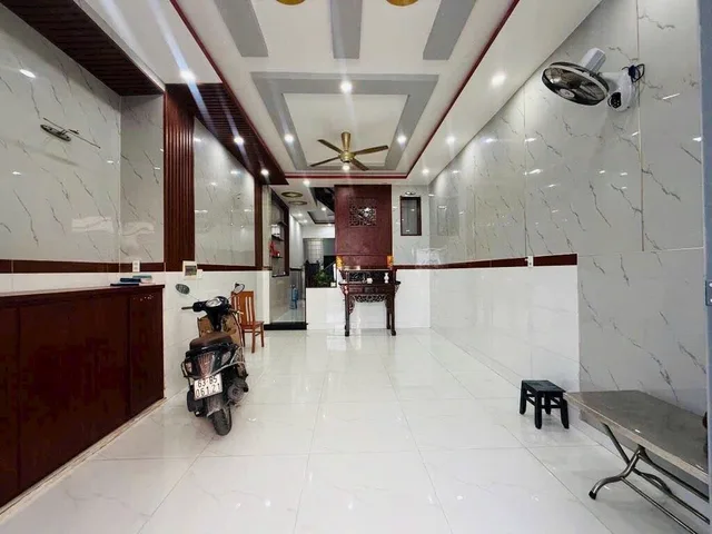 NHÀ SÁT BÊN KHU TÊN LỬA 70m2 GIÁ 6.3Tỷ