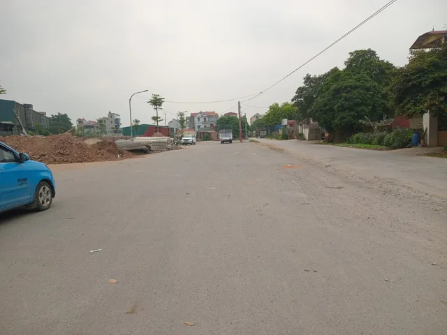 Gần vin đất đấu giá như quỳnh đường 4 ô tô tránh nhau