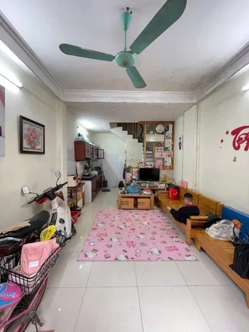 🏠NGÔ GIA TỰ LONG BIÊN- DÂN XÂY -2 THOÁNG 3 NGỦ GIÁ TỐT-CHỈ 5 TỶ NHỈNH

💥 CHỦ NGỘP NGÂN HÀNG

👉 Vị trí căn nhà đẹp dân xây chắc chắn khu vực nhiều tiện ích xung quanh , gần UB hành chính Quận, bệnh viện,trường học , chợ 

👉 Thiết kế 5 tầng 3 ngủ đủ c