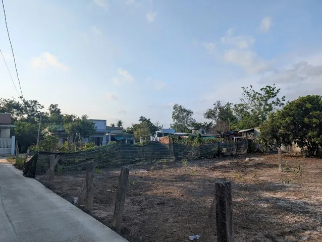 Bán đất 1924.2m² có sẵn 200m² thổ cư ngang 23m giá 25 tỷ tại đường QL 55 Xã Hàm Tân