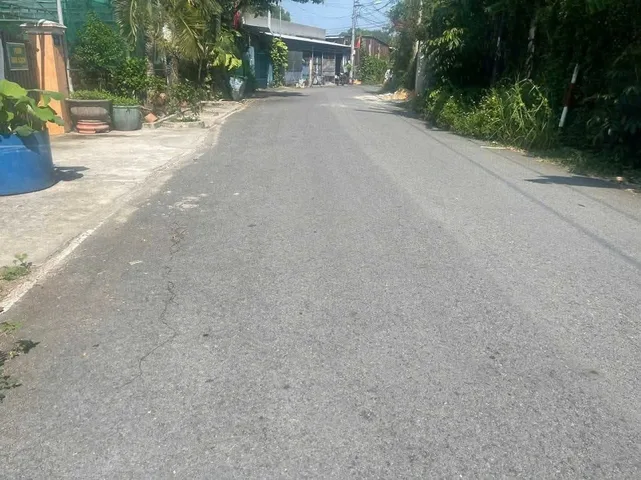 Bán đất 1437.6m² có sẵn 400m² thổ cư ngang 5m giá 11.5 tỷ tại Phường Chánh Hiệp