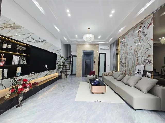 🏠 SƠN TÂY – LÔ GÓC – 6 TẦNG THANG MÁY – 13.X TỶ