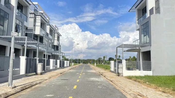 NẰM NGAY CỔNG CHÍNH SÂN BAY LONG THÀNH CÁCH 5KM GIÁ CHỈ HƠN 12TR/M2 ,CHIẾT KHẤU ƯU ĐÃI TIỀM NĂNG SINH LỜI CAO