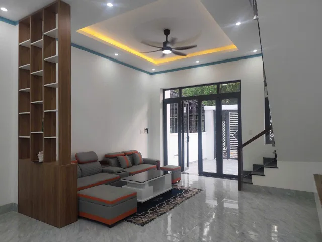 Bán nhà 70m² full thổ cư ngang 5m giá 2.05 tỷ tại Phường Hòa Lợi