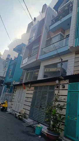 Bán nhà 72m²(4m x 18m x 3 tầng) giá 8.4 tỷ TL mạnh Đường Tô Hiệu Phường Phú Thạnh