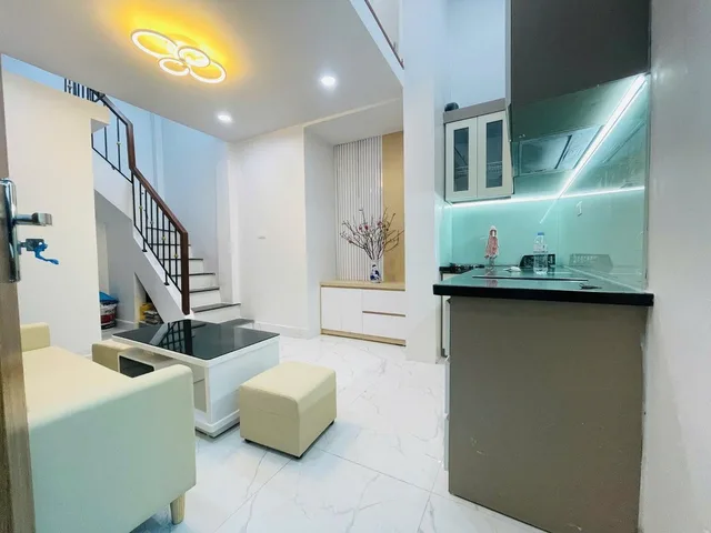 🏡 Khâm Thiên – Đống Đa | Gần phố – 5 tầng – nhỉnh 4 tỷ