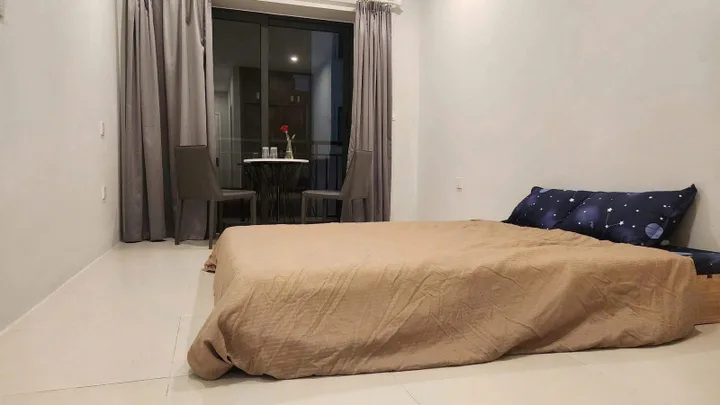 HIẾM! NHÀ MẶT PHỐ LONG BIÊN – CCMN FULL PHÒNG – THU NHẬP KHỦNG