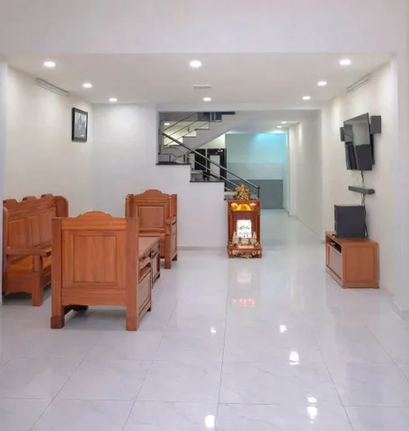 BÁN NHÀ ĐẸP SÁT TỈN.H LỘ 10 - KHU TÊN LỬ.A - HẺM ÔTÔ - NH ( 4.5X20M )