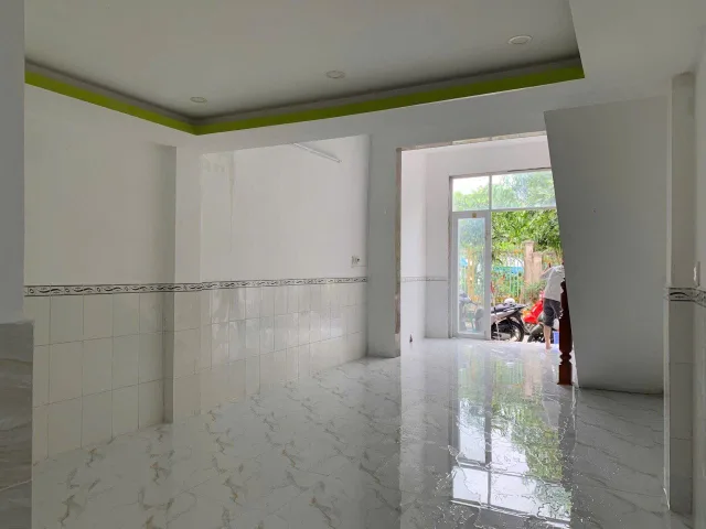🔥Nhà mới đẹp 2 tầng khu TĐC Đất Lành ngay trường Mầm Non chỉ 3Tỷ950Tr🔥
- Diện tích: 64m2 ngang 4m 
- Nhà 2 tầng: 3PN, 2WC, pkhách, bếp...
- Ngay trường mầm non Đất Lành, cách Phong Châu 80m, gần Sun Group...
💵Giá bán: 3Tỷ 950Tr (bao thuế phí)