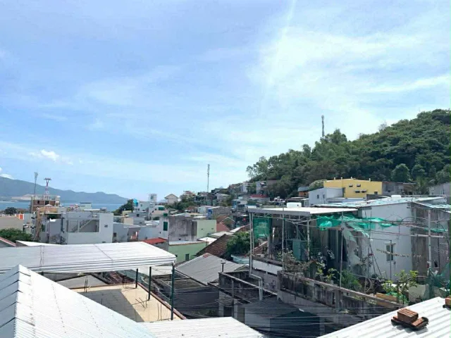 💥 Bán Đất Tặng Nhà Gần Biển Vĩnh Nguyên — Phường Nha Trang —— 105m2 ( 90,9m2 Đô Thị ) — Chỉ 2 tỷ 250tr. 

  • Ngang 5m — Hướng Nam — Đường 3,5m
  • Ngay Gần Biển Nha Trang, Gần Vinpearl, Viện Hải Dương Học Nha Trang …!
 _______
Alo Nguyên xem nhà : O