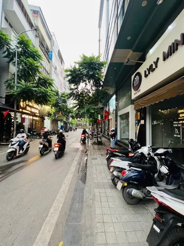 Bán nhà Nguyễn Văn Tuyết 40/45m² có sẵn 40m² thổ cư ngang 5.1m giá 30 tỷ tại Phường Đống Đa (MUA/BÁN BĐS nhắn tin Zalo 0862299066)