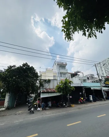 MT KD SẦM UẤT - SIÊU VỊ TR - SỔ VUÔNG VỨC - NHÀ ĐANG TRỐNG, GIAO NGAY