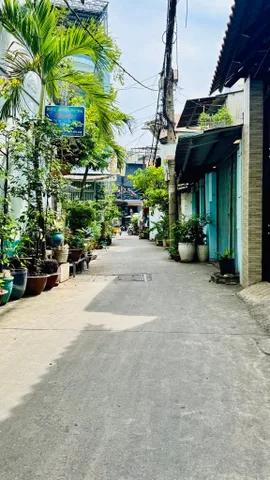 BÁN ĐẤT TẶNG NHÀ 4PN NGAY BÌNH PHÚ QUẬN 6 - 4.5X18 - SỔ RIÊNG - TIỆN XÂY VILLA PHỐ