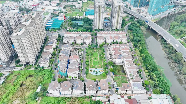 BDS HVL Biệt thự khu compound CityLand Nguyễn Thị Thập, P. Tân Phú, Q. 7