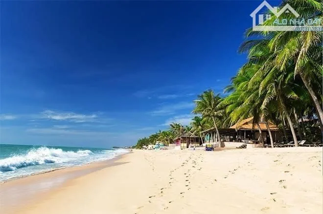 CẦN BÁN NỀN ĐẤT 100M2 FULL THỔ CƯ NGAY MẶT TIỀN ĐƯỜNG BIỂN HUỲNH THÚC KHÁNG VIEW BIỂN CỰC ĐẸP THUẬN TIỆN ĐẦU TƯ VÀ MỞ NHÀ HÀNG SỔ SẴN CÔNG CHỨNG NGAY