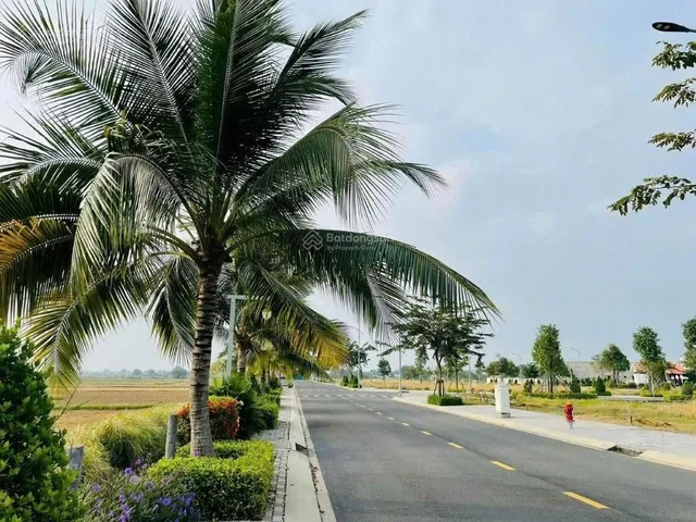 FULL THỔ CƯ-GIÁ CHỈ HƠN 12TR/M2 SỞ HỮU ĐƯỢC NGAY 2 MẶT TIỀN ĐƯỜNG LỚN ,DỄ DÀNG KẾT NỐI SÂN BAY CHỈ MẤT 10P