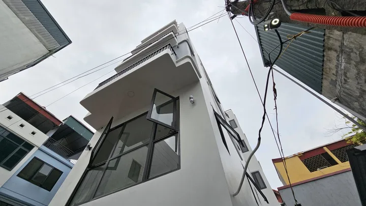 BÁN NHÀ PHỐ SÀI ĐỒNG, LONG BIÊN, 6T, 42M2, GIÁ 8,3 TỶ GẦN Ô TÔ (THƯƠNG LƯỢNG)