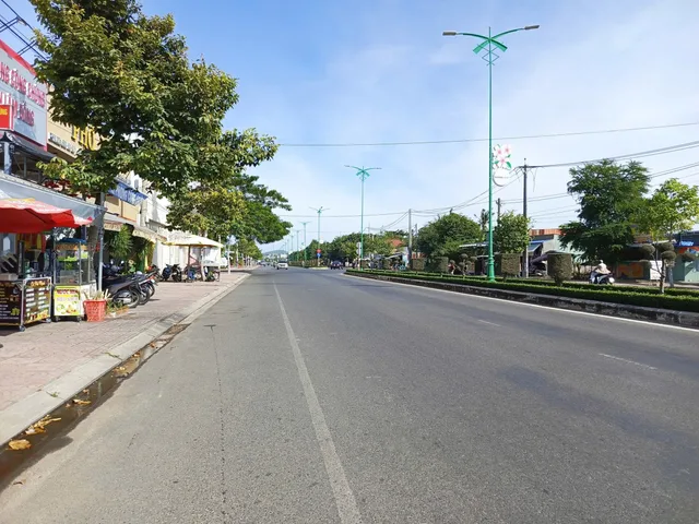 Chính chủ cần bán 2 lô thổ cư đường Hùng Vương Phan Thiết gần Lotte Mart