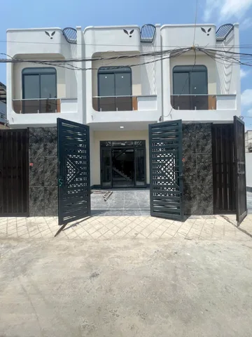 3 tỷ 300 đến 3 tỷ 590Tr Bán 4 Căn Nhà 1Trệt 1Lầu mới xây Phường biên hoà. hoàn công