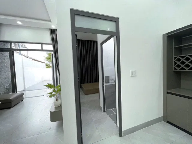 Nhà mới xây tọa lạc phường Eakao, 
cách đường Y Wang chỉ 40m