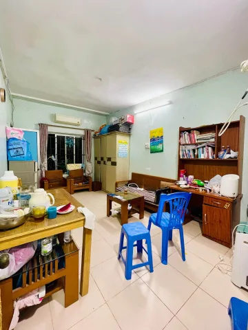 Bán gấp tập thể Mai Dịch - 65m2 - 2N1VS - Sổ đỏ chính chủ - Full nội thất