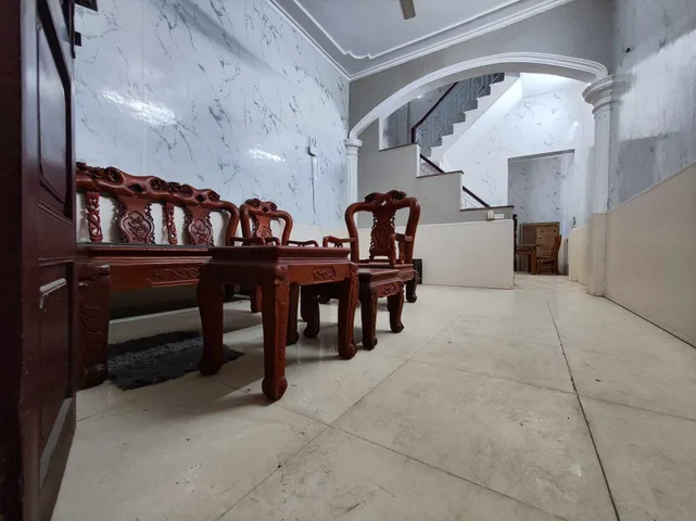 CHO THUÊ NHÀ RIÊNG PHỐ GIANG VĂN MINH, BA ĐÌNH, DIỆN TÍCH RỘNG, NGÕ THÔNG