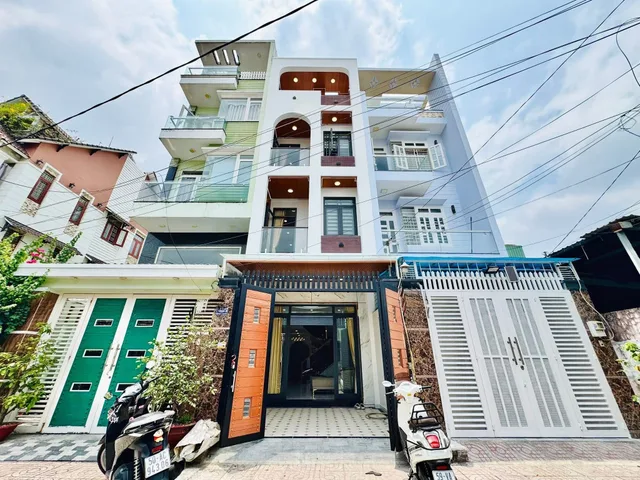 Bán nhà hẻm 306 Nguyễn Thị Minh Khai, Q3. Giá 4 tỷ 8. 81m2(5x16.2). Sổ hồng chính chủ, nhà đang có hợp đồng thuê 23tr/tháng