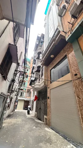 Bán nhà 45m² full thổ cư ngang 5m giá 11.89 tỷ tại Phường Láng