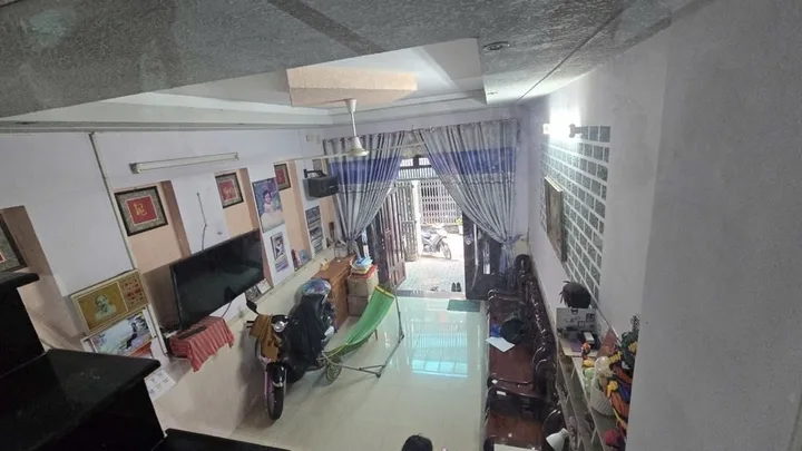 BÁN NHÀ 2 TẦNG 4X14 - HẺM 4M - ĐÔNG HƯNG THUẬN 02 - NGAY CHỢ CÂY SỘP - GIÁ 5.X TỶ