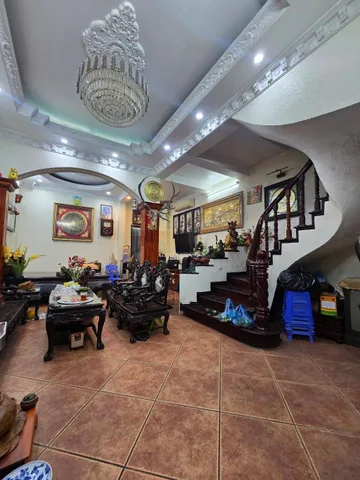 1x.x tỷ –Bán nhà phố VIP Trần Đại Nghĩa 81m² x 4 tầng, ô tô đỗ cửa, cách mặt phố 15m, dân trí cao