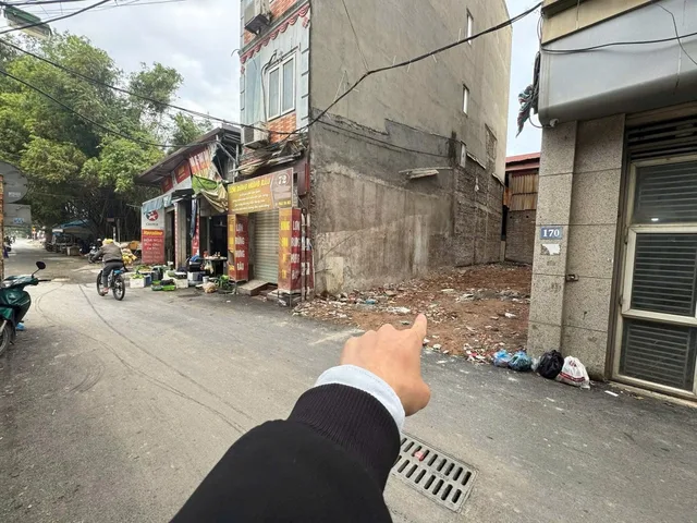 NHÀ CÓ LÔ ĐẤT KHÔNG DÙNG TỚI