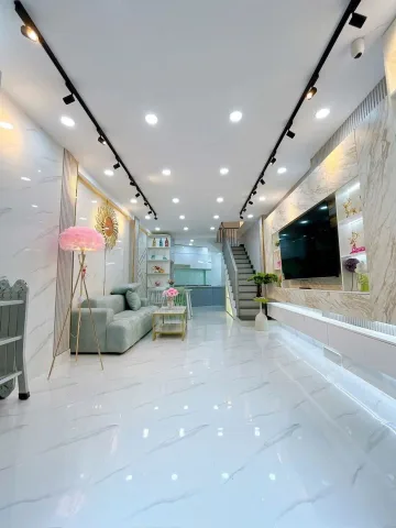NGỘP BANK GIẢM NGAY 200TR - NHÀ NGUYỄN VĂN LINH Q7, 2 TẦNG
