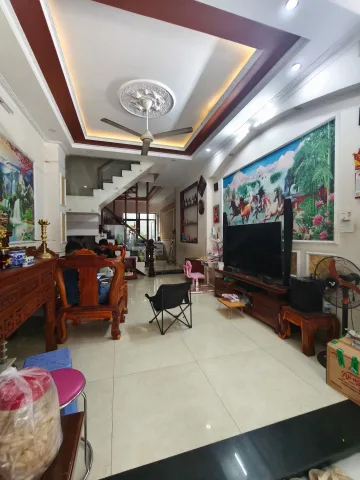 Bán nhà Thạnh Xuân 33 Quận 12, DT 4x16.7m, 4 tầng 5PN, ô tô vào nhà, khu dân cư an ninh, pháp lý chuẩn