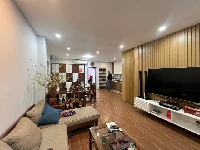 Nhà Mặt Phố Nguyễn Ngọc Nại. Thanh Xuân. Thang Máy. Ô Tô. Vỉa Hè. DT 170m2. Giá 102.8 Tỷ.