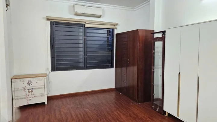 Cho Thuê Nhà Ngõ 203 Kim Ngưu - Hai Bà Trưng 30M² 4 Tầng 2 Ngủ - Nội Thất CB - Giá Thuê 11tr