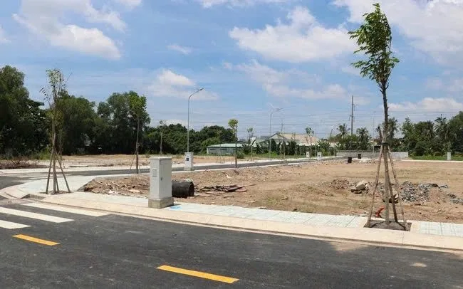 ĐẤT NỀN NẰM NGAY CẦU LONG HƯNG,DỄ DÀNG KẾT NỐI SÂN BAY 5KM,FULL THỔ CƯ ,SỔ SẴN GIÁ CHỈ 12TR/M2