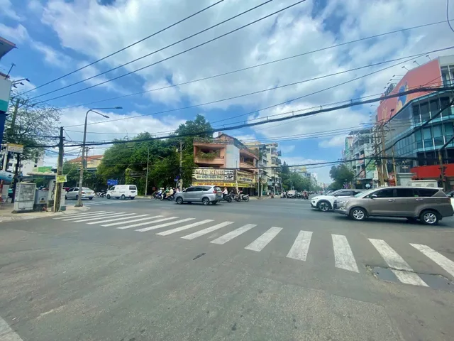 GIA CHỦ NGỘP BANK - CẦN BÁN GẤP NHÀ HẺM 6M CHU VĂN AN - 80M2 (4×20) - 14.7 TỶ