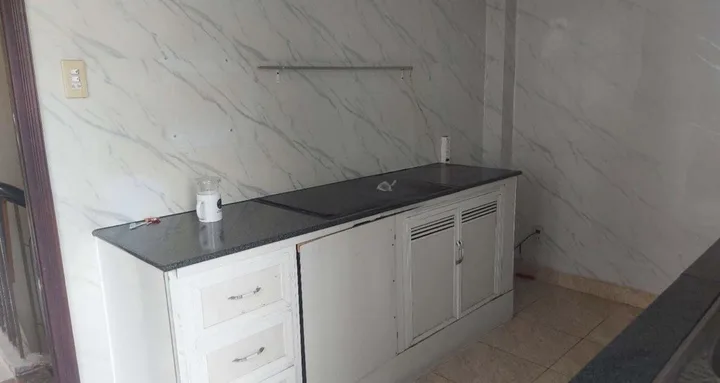 Hẻm trải nhựa 2 xe hơi né nhau! Bán nhà (4x14m) sẵn kết cấu 3tầng khu bàn cờ cao tầng