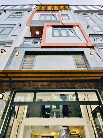Cần bán nhà 50m² đường Hoàng Hoa Thám, P6, Bình Thạnh. Xây 4 tầng, hẻm