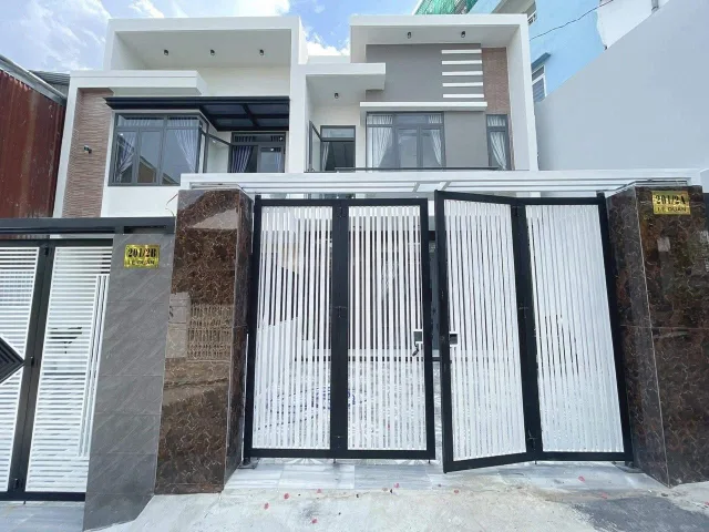 NHÀ MỚI NGAY TRUNG TÂM BMT 2 LẦU 3PN, 2 WC