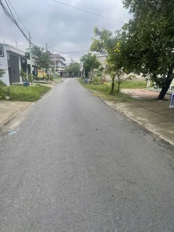 Chủ kẹt tiền bán gấp nền đất 192m2 ngay Chợ Việt Kiều
