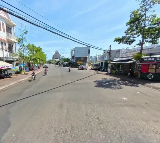 Cần bán nhà mặt phố Tôn Đức Thắng, Hưng Long, Phan Thiết, Bình Thuận - 195.8 m2